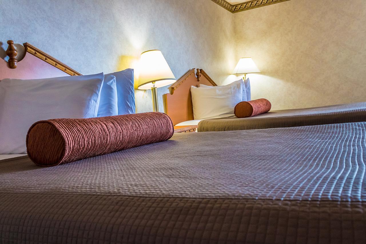 Guest House Inn Junction City Екстериор снимка