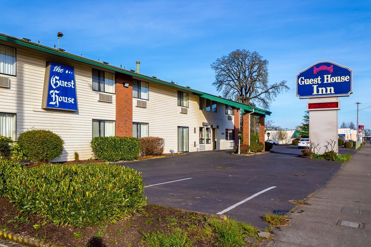 Guest House Inn Junction City Екстериор снимка